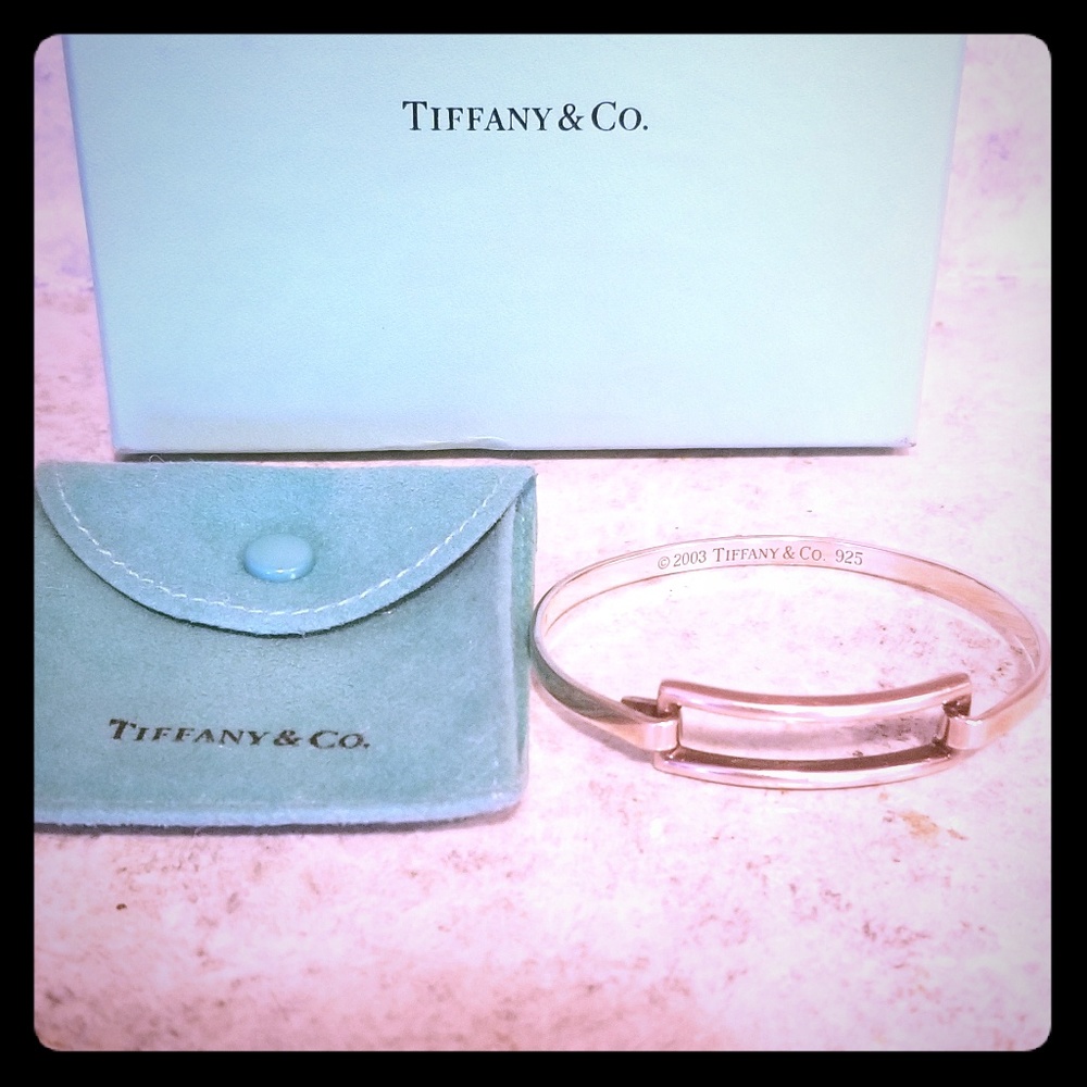 Tiffany and Co clasp bracelet